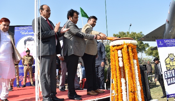 पूर्व ऊर्जा मंत्री ने मशाल जलाकर किया ‘संस्कृति स्पोर्ट्स फिएस्टा’ का शुभारंभ