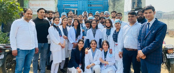 राजीव एकेडमी फॉर फार्मेसी के छात्र-छात्राओं ने किया औद्योगिक भ्रमण