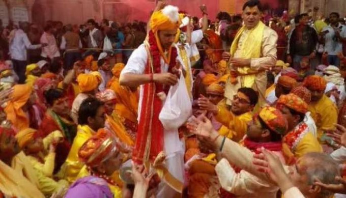 राधारानी के महल में आज खेली जाएगी लड्डू होली, होली का आमंत्रण लेकर नंदगांव जाएंगी सखी