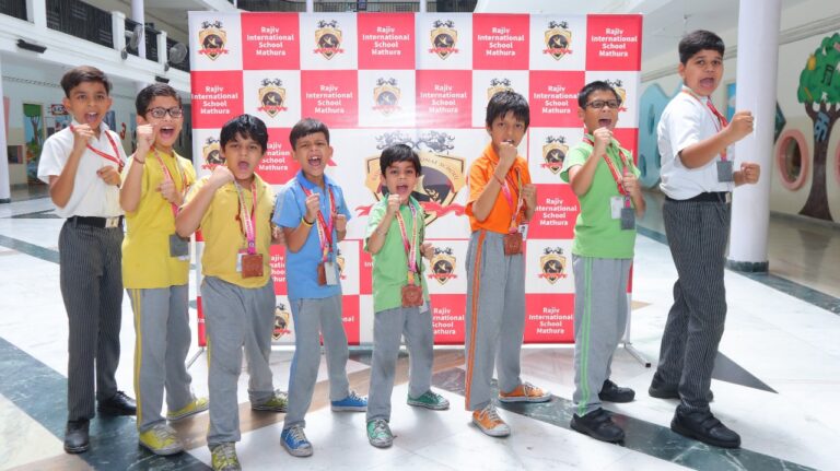 ऑल इंडिया कराटे चैम्पियनशिप में आरआईएस के छात्रों का कमाल