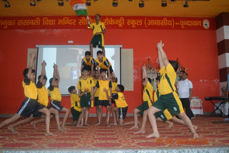 जीवन के अनुभवों से प्राप्त होती है सच्ची शिक्षा : डॉ अजय शर्मा-समर कैंप में छात्रों ने किया शारीरिक प्रतिभा का प्रदर्शन-परमेश्वरी देवी धानुका सरस्वती विद्या मंदिर में चल रहे पांच दिवसीय ग्रीष्म शिविर का हुआ समापन