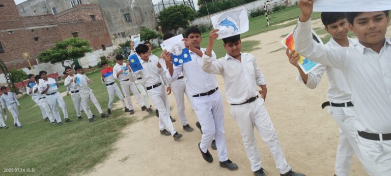 डॉल्फिन जलीय पारितंत्र का एक महत्वपूर्ण घटक
