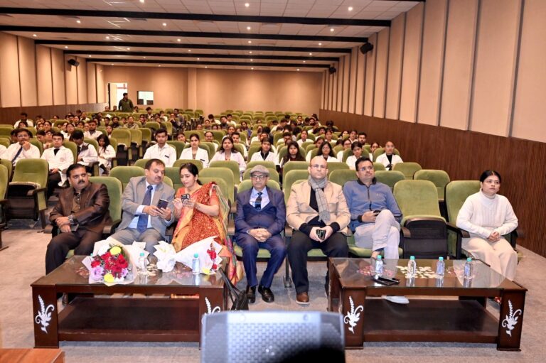 केडी विश्वविद्यालय में एआई के प्रभाव पर विद्वतजनों से साझा किए अनुभव