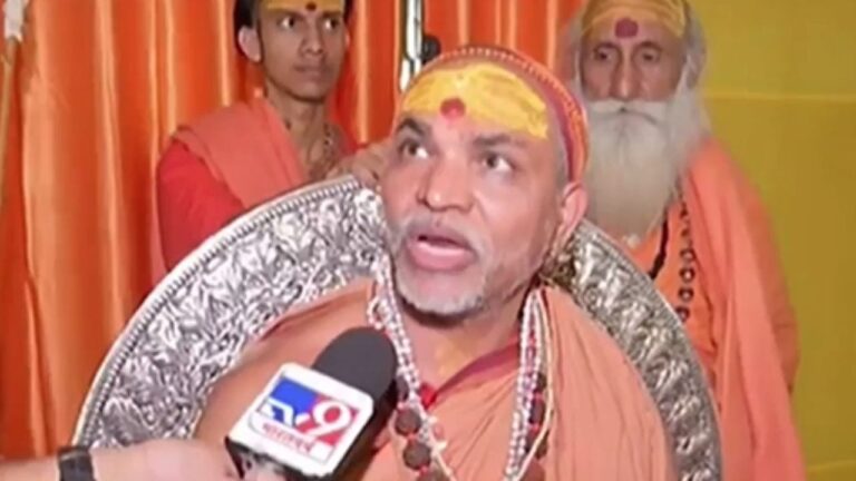 क्या ये संत हैं ?